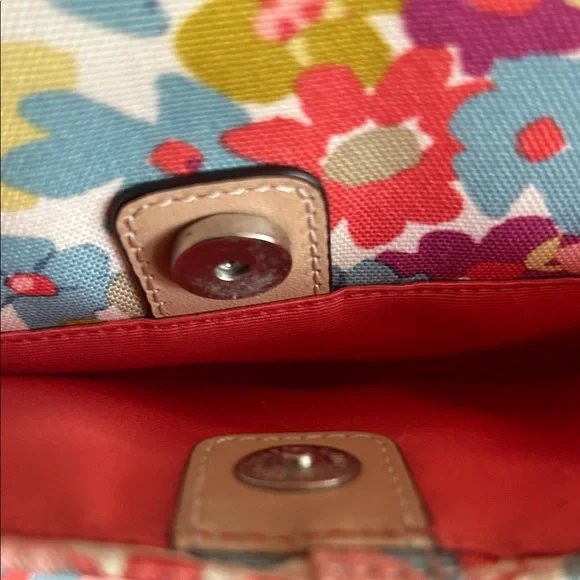 Coach 2014 Peyton Floral Drawstring Bucket Bag & Wallet in Discontinued Pattern - Picture 7 of 16